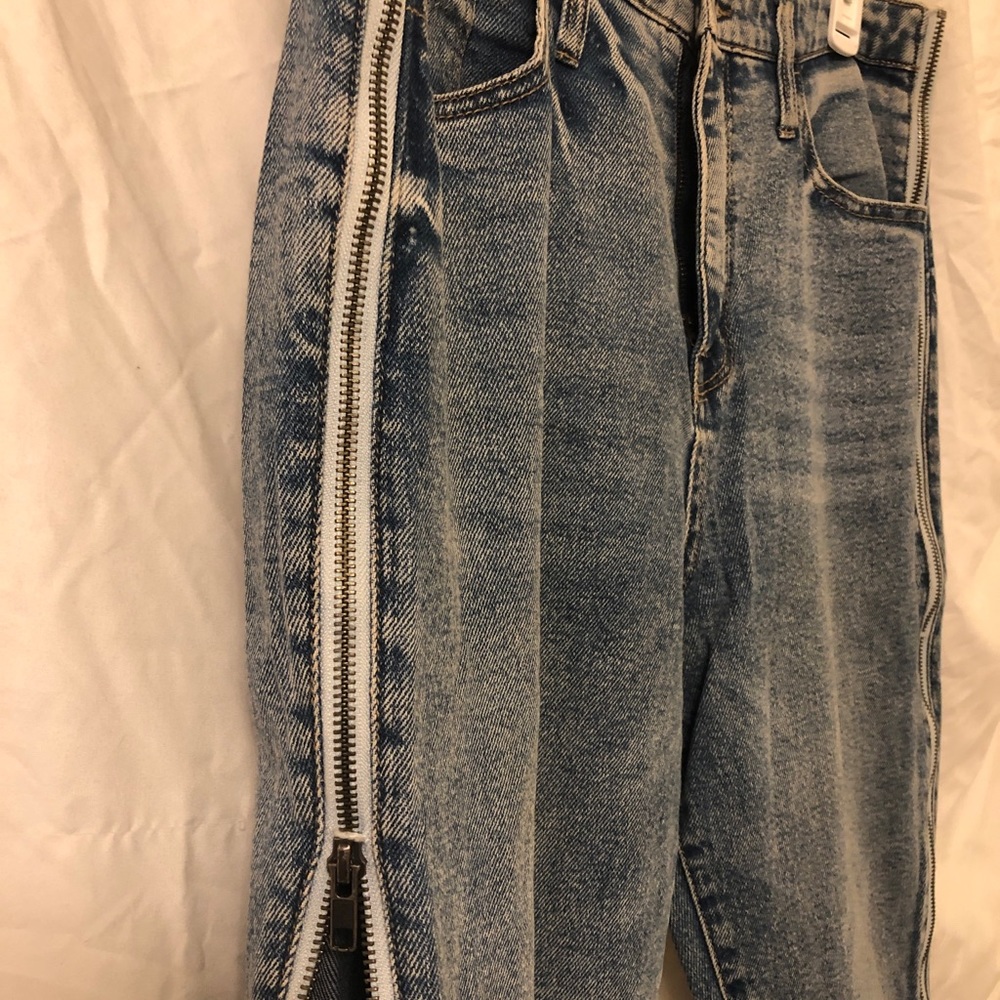 Zipper jeans